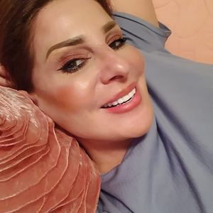 Meet your Posher, Mira